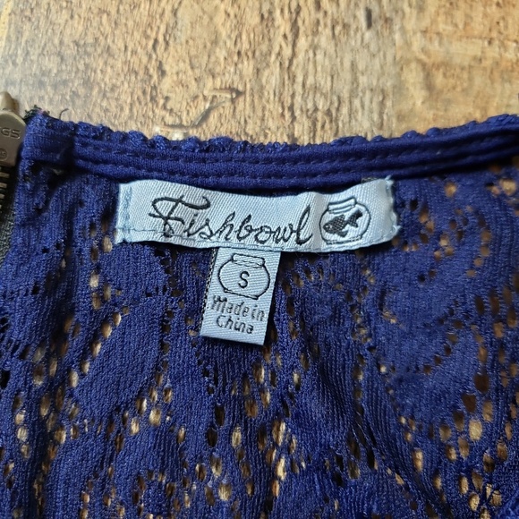 FISHBOWL | Blue Juniors Lace Illusion A-Line Dress - Picture 4 of 8